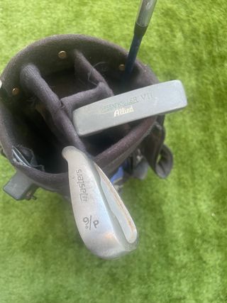 Bolsa con palos de golf infantil