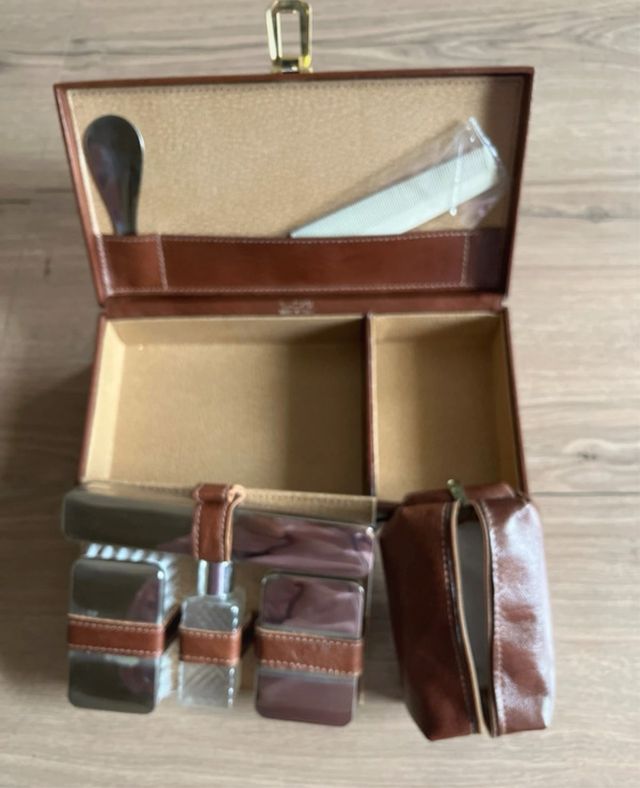 Cofanetto vintage beauty case pelle, collezionismo