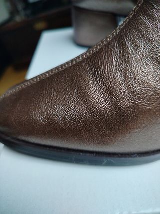 Botines piel metalizados 38