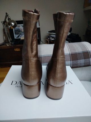 Botines piel metalizados 38
