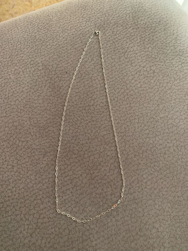 Cadena de plata