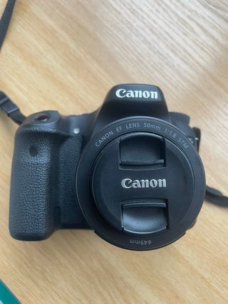 Canon 70D y Obetivo EF 50 mm F/1.8