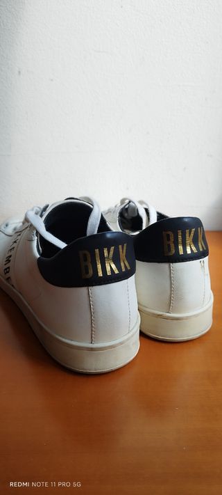 Zapatillas blancas azul marino BIKKEMBERGS