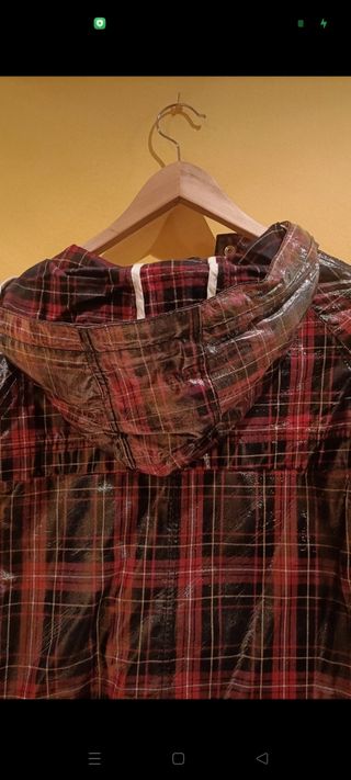 Impermeable de Pull Bear 