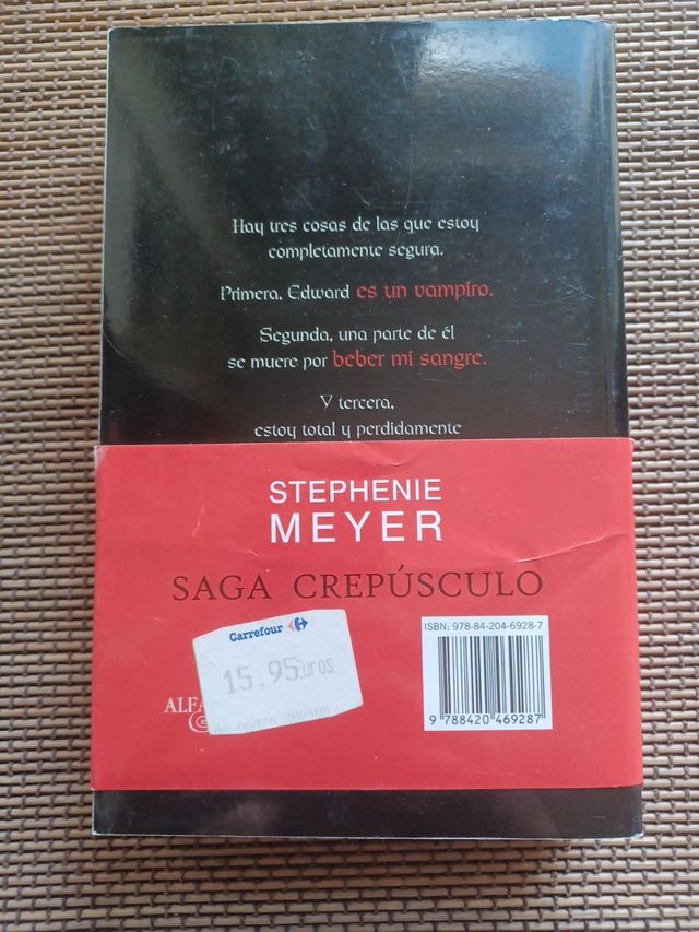 Crepúsculo (Saga Crepúsculo 1) (Spanish Edition)