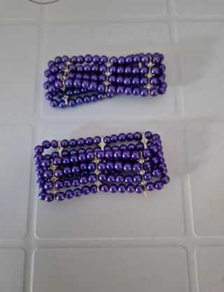 Set 2 braccialetti viola con perline – nuovi