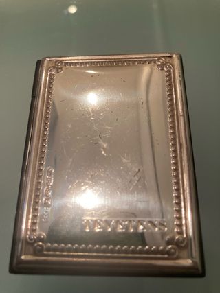 Cajita plata con reloj
