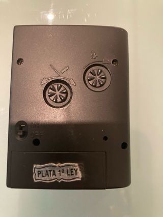 Cajita plata con reloj