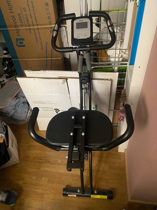 Bicicleta estatica con asiento