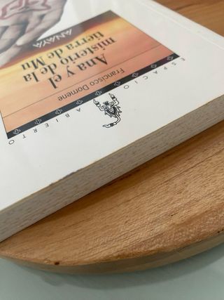 Ana y el misterio de la tierra de Mu