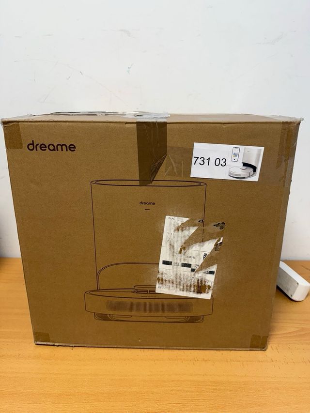 Robot aspirador Dreame D10 usada