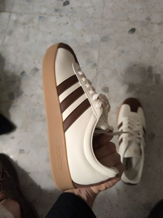 Adidas Zapatillas unisex VL Court 2.0 crema