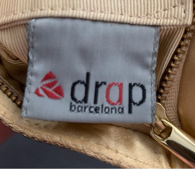 Bolso de mano. Malla metalica Drap