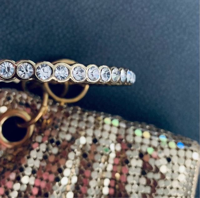 Bolso de mano. Malla metalica Drap