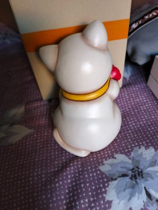 Gatto con Gomitolo Thun 