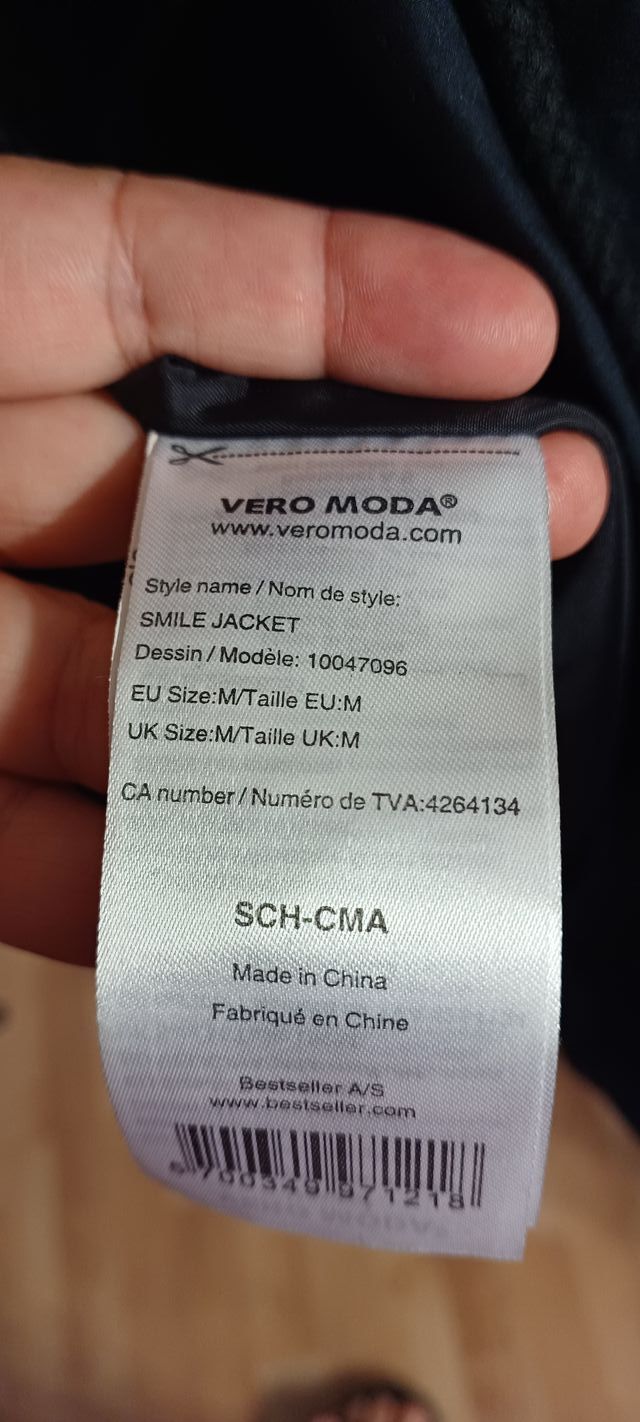 Parka negra para mujer