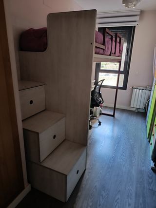 Cama Juvenil Alta con Escalera