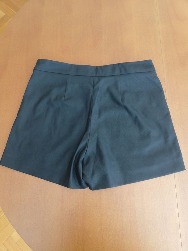 Pantalón corto negro marca KOOKAI T 38