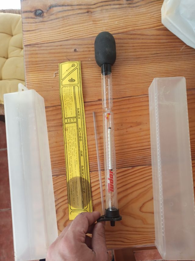 Pesa Ácido de precisión Tudor