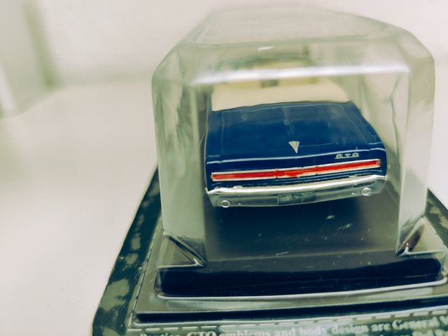 Pontiac gto descapotable.