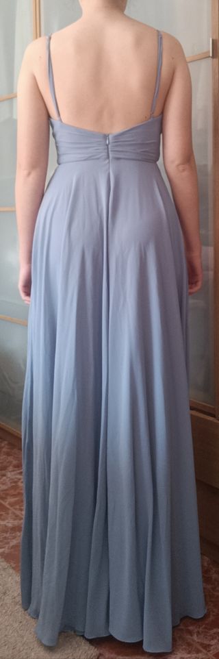 Vestido azul cielo