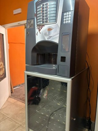 Máquinas vending expendedoras Necta, saeco, Rhea..
