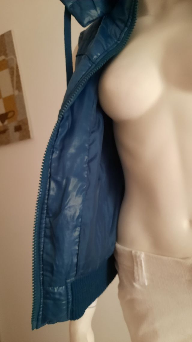 Smanicato imbottito con cappuccio