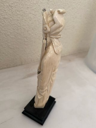 Talla china en hueso