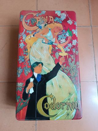 Caja de 2 botellas de cava Codorniu