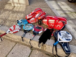 Palas de padel y macutos
