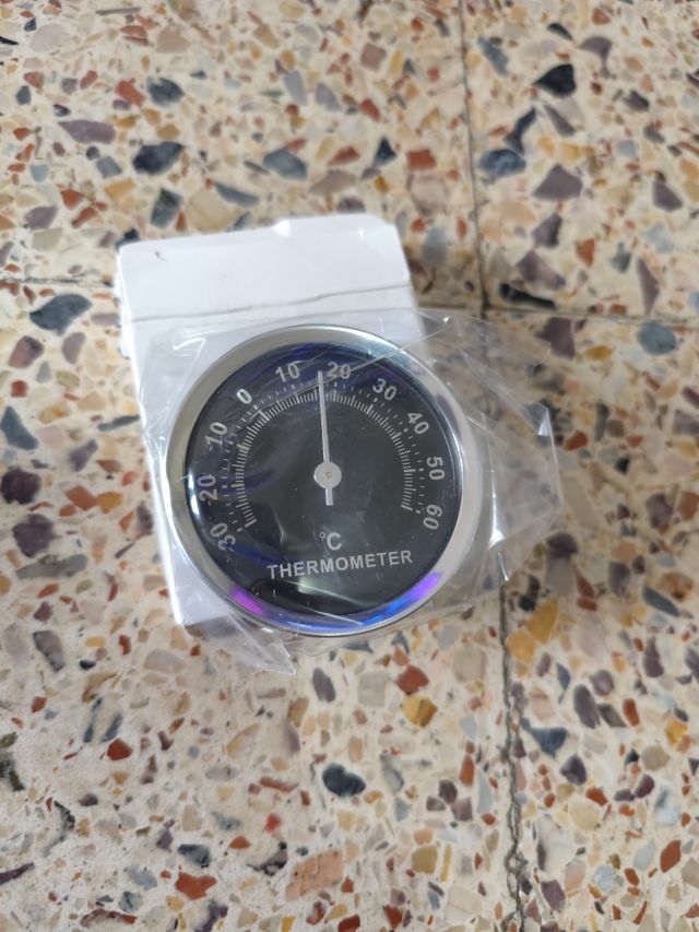 Termómetro 5cm, ideal terrario o exterio