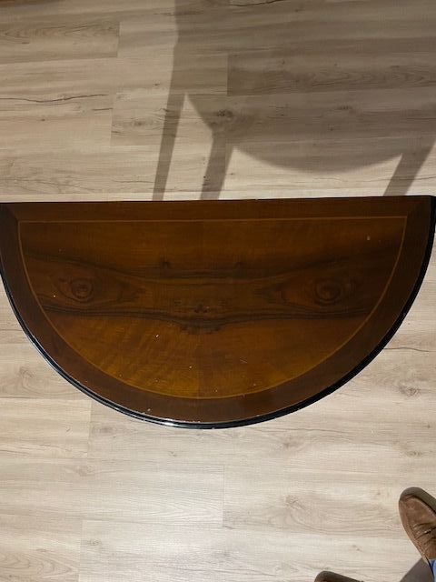 Mesa consola semicircular de roble