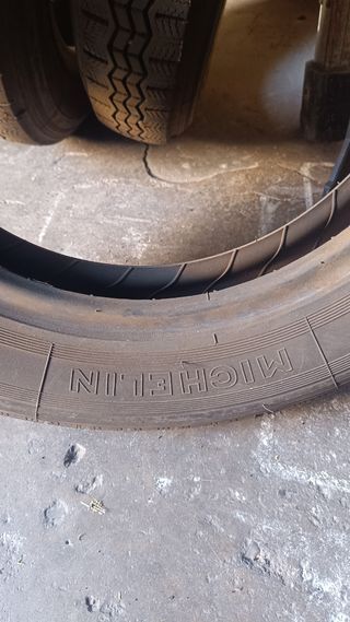 Rueda Neumático Michelin 125 - 380 / 125 - 15