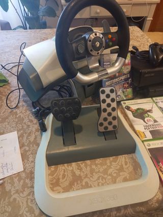 XBOX 360 CON KINECT Y VOLANTE