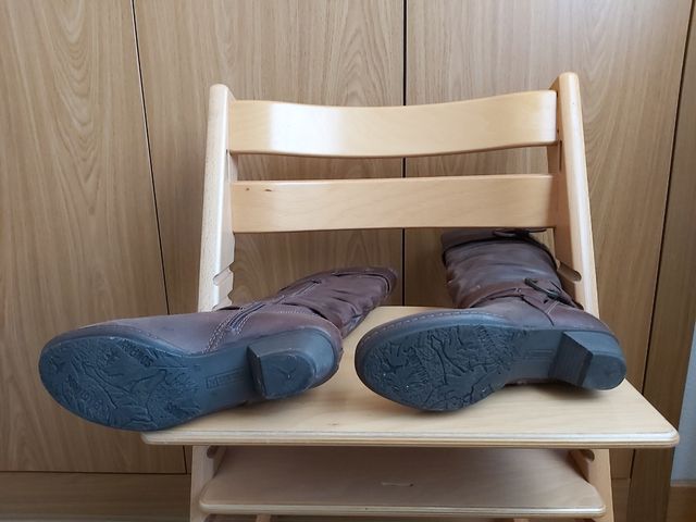 Bota pikolinos piel marrón 37