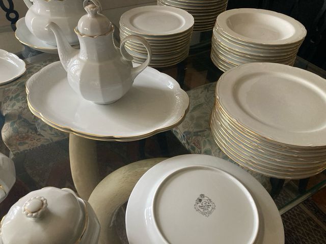 Vajilla Santa Clara  blanca ribete oro