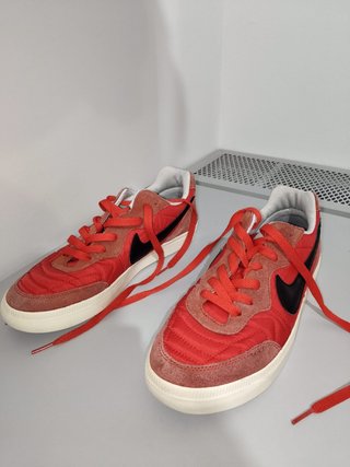 Nike Flop