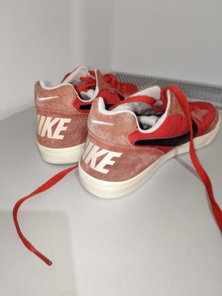 Nike Flop
