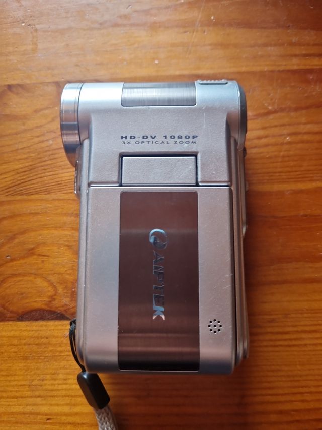 Camara Aiptek HD-DV 1080P