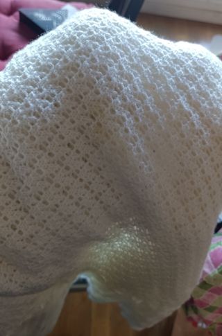 Toquilla bebés hecha a mano