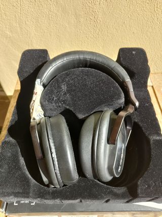Auriculares de estudio Pioneer HRM-6