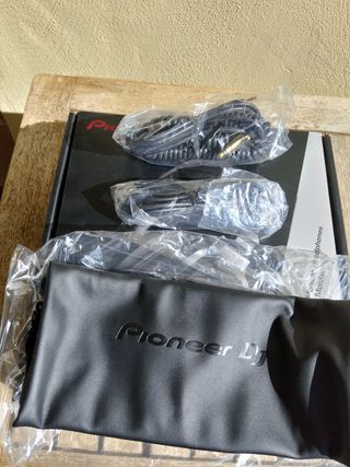 Auriculares de estudio Pioneer HRM-6