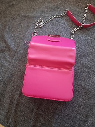 Rosa chicle Guy Laroche