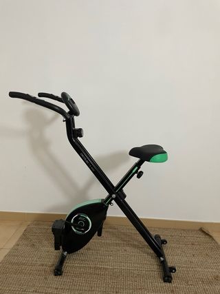 Bicicleta estática plegable
