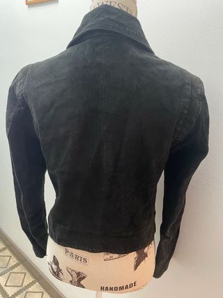Chaqueta piel negra