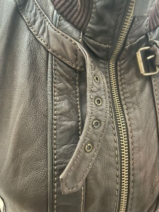 Chaqueta de piel marron