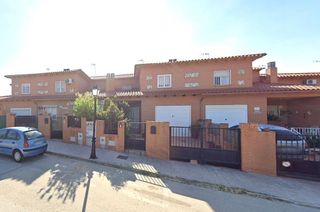 Chalet en venta en Ugena