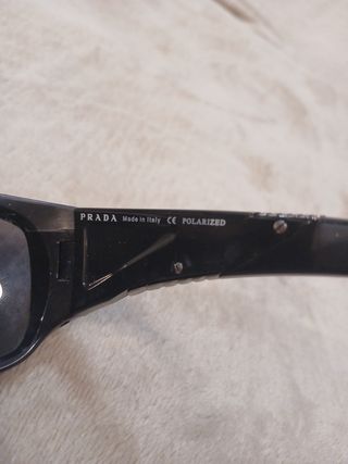GAFAS DE SOL PRADA
