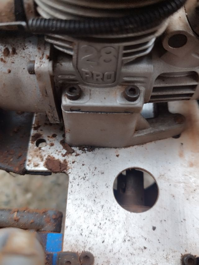 Coche RC Monster Truck 1,8 con recambios