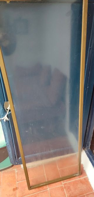 CRISTAL CON MARCO DE HIERRO DE PUERTA